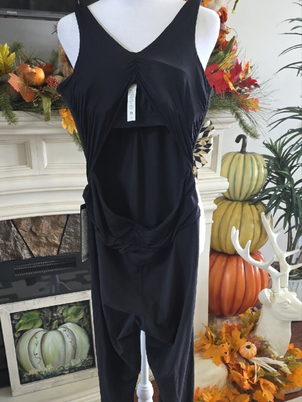 Black Women's Sleeveless Jumpsuit - Picture 6 of 6